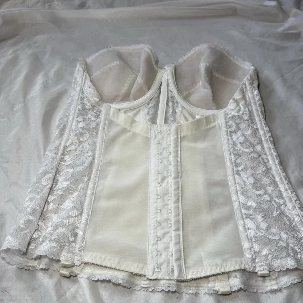 White Lace Corset Bustier Top Boned Satin Cups Hook Back 36B - Picture 2 of 6